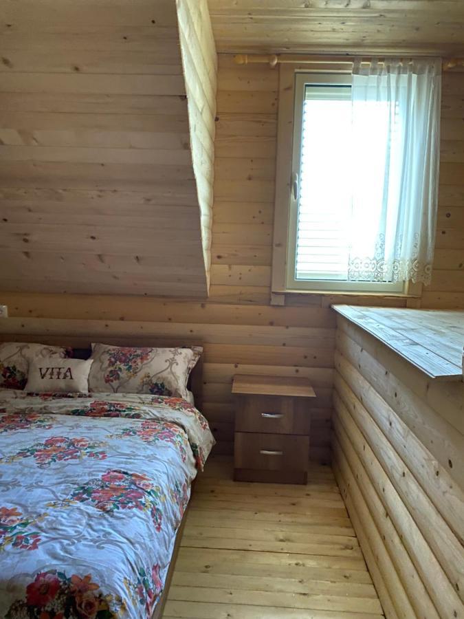 Vita Guesthouse Bajram Curri Екстериор снимка